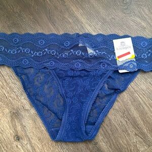 B-tempted lace p@nties